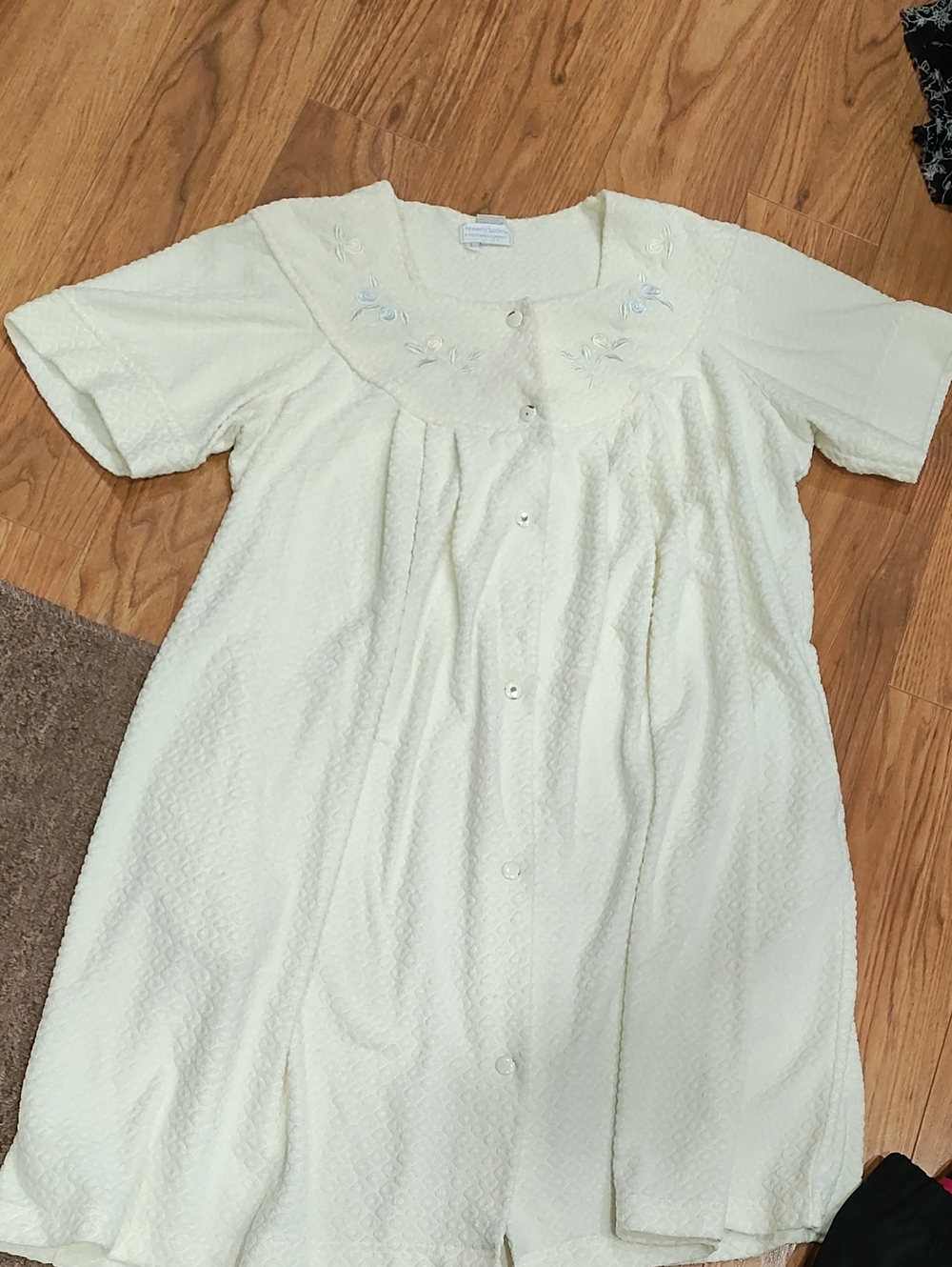 Cream Embroidered Button-Front Nightgown with Pockets